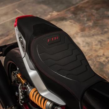 FTR R CARBON SEAT