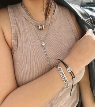 Timeless Trail Oval Bracelet