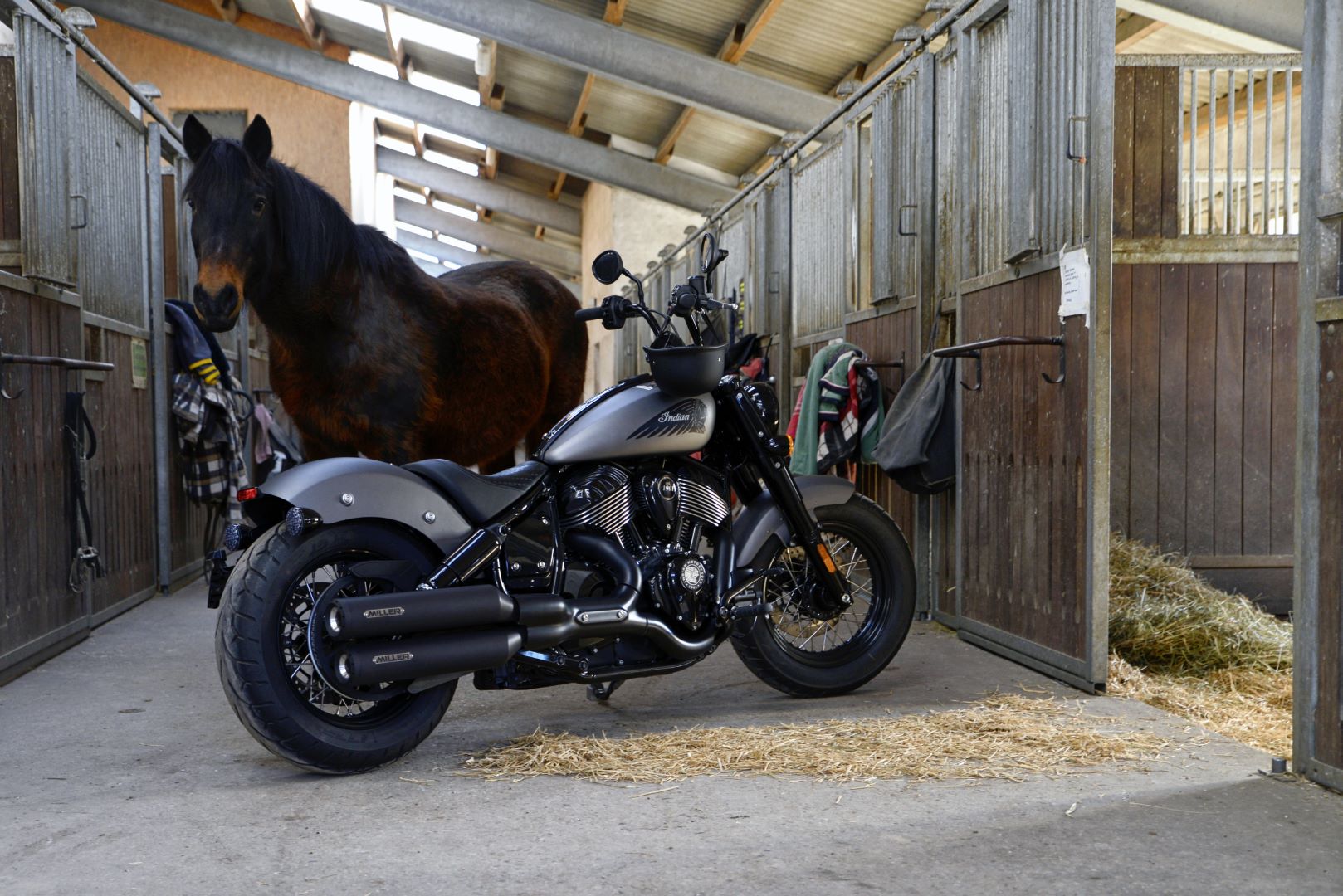 2022 indian chief clearance exhaust